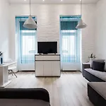 Elegant In Apartamento