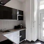 Elegant In * Budapest